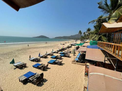 Hotel Royal Castle Beach Resort