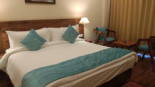 Hotel Amritara The Chateau