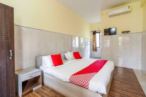 Hotel Oyo 64792 Malabar Tourist Home