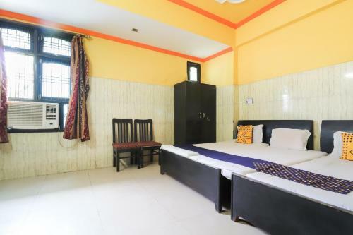 Spot On 61307 Hotel Geet Palace