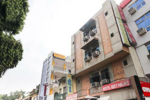 Spot On 61307 Hotel Geet Palace