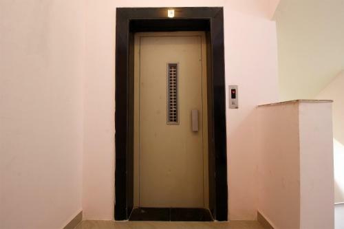 Hostal Oyo Home 79921 Modern Studios Margao