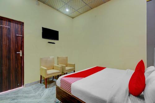 Oyo 77381 Hotel Gg Farms