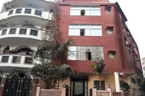 Hotel Oyo 24436 Ymd 7 Grand