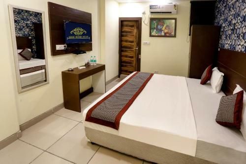 Airport Hotel Edge Home Stay