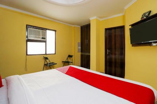 Oyo 61264 Hotel Royal Orbit
