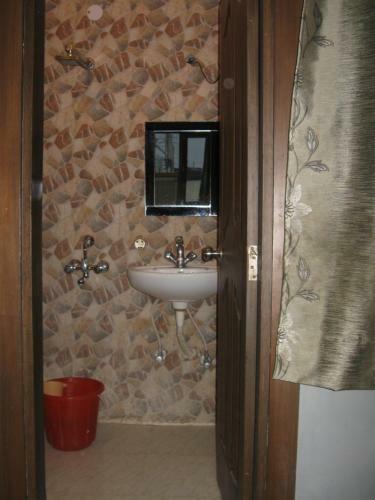 Hotel S B Guest House