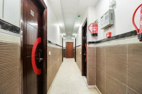 Oyo 70849 Hotel Sarvasa Residency