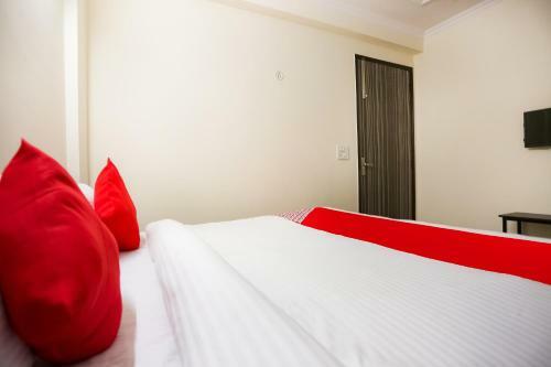 Hotel Oyo 70899 Green Heavens