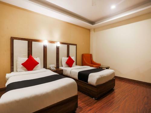 Hotel Capital O 75127 The Grand Jaycee