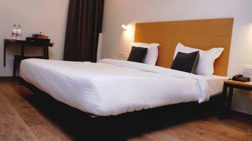 925 Hotels 002 Chattarpur Enclave