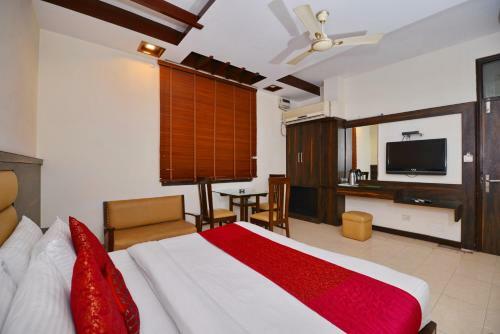 Hotel Baba Deluxe - New Delhi Railway Station