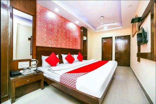 Hotel Delhi Empire Dx