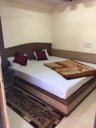 Vamoose Hotel Satpura