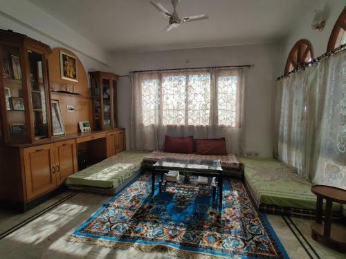 Hotel Holiday Home, Palampur