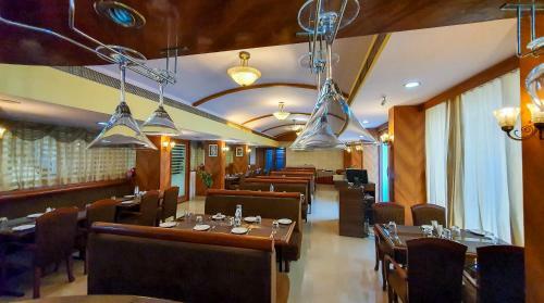 Hotel Express Inn