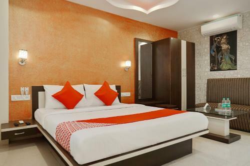 Hotel Oyo 13902 Orient Bay Inn