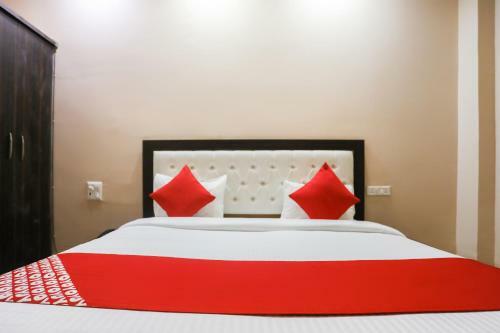 Oyo 72788 Hotel Jewels