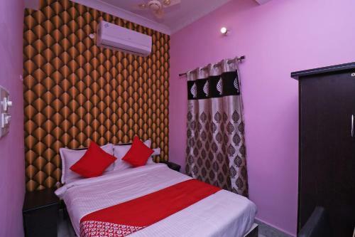 Oyo 33471 Hotel Magadh Empire