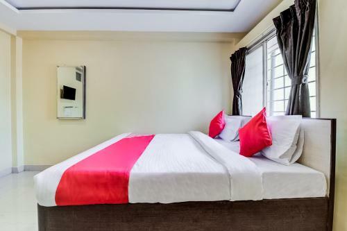 Hotel Oyo 27822 Amrut Executive
