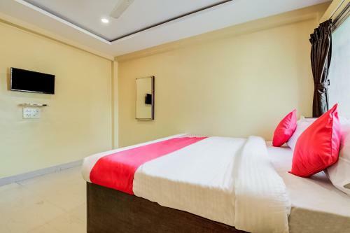 Hotel Oyo 27822 Amrut Executive