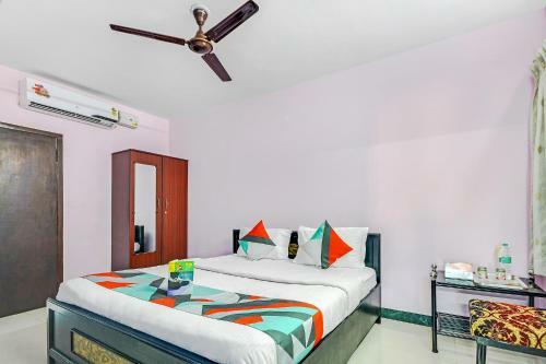 Hotel Fabexpress Ss Luxury Apartment
