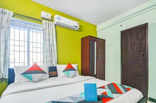 Hotel Fabexpress Ss Luxury Apartment