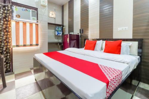 Hotel Oyo 43318 Aayat Apartment