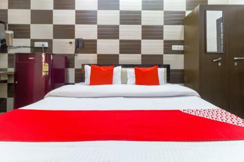 Hotel Oyo 43318 Aayat Apartment