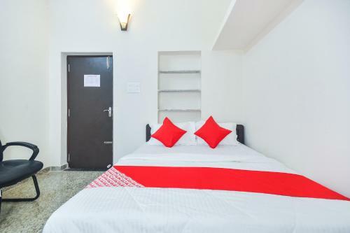 Hotel Oyo 68880 Arudhra Inn