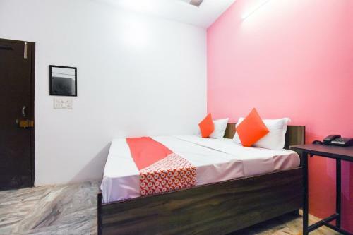 Oyo 49541 Hotel Waris Residency