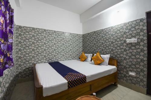 Oyo 49541 Hotel Waris Residency