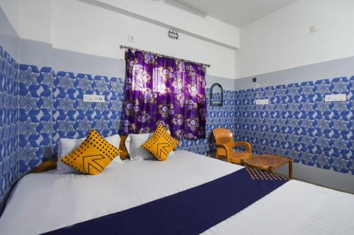 Oyo 49541 Hotel Waris Residency