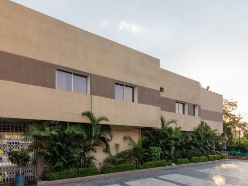 Oyo 76880 Hotel 2 Cubes