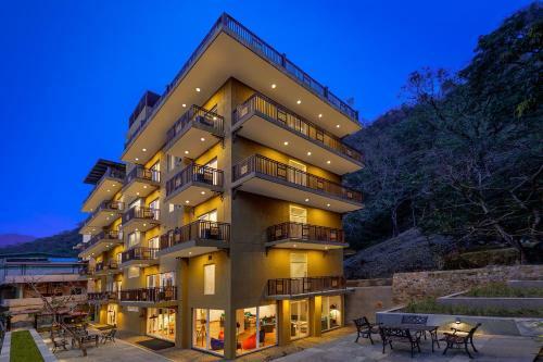 The Hideaway Bedzzz Rishikesh By Leisure Hotels