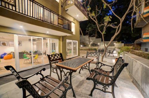 The Hideaway Bedzzz Rishikesh By Leisure Hotels