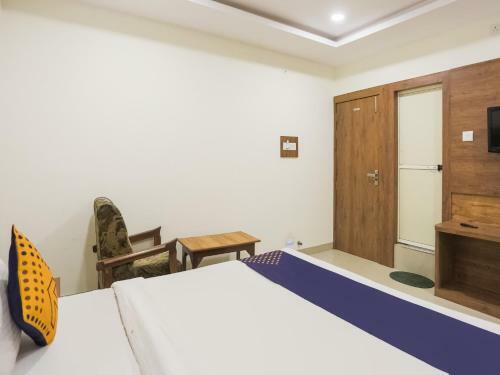 Spot On 79016 Hotel Siddhi Vinayak