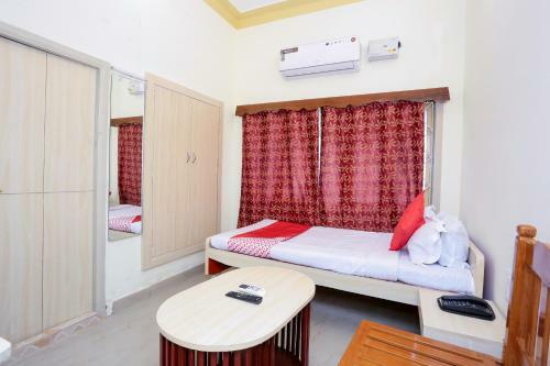 Oyo 18627 Hotel Mithila