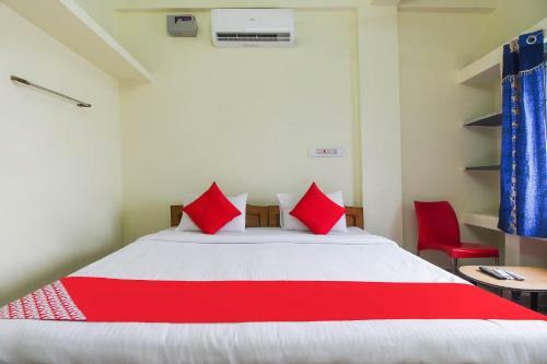 Hotel Oyo 76215 Royal Residency