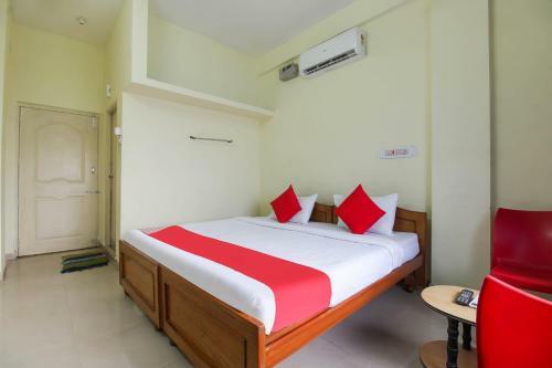 Hotel Oyo 76215 Royal Residency