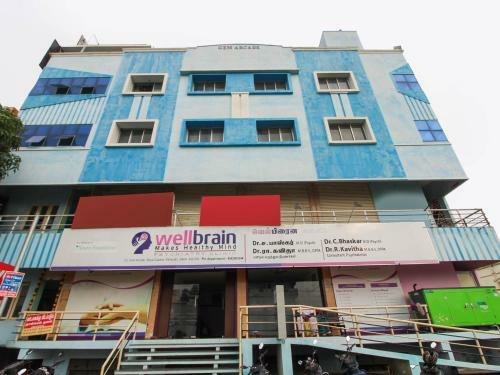 Hotel Oyo 76215 Royal Residency