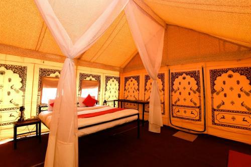 Hotel Oyo 24960 Amigo Camps