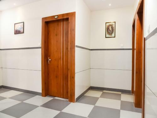 Hotel Oyo 60554 Blue Diamond Inn