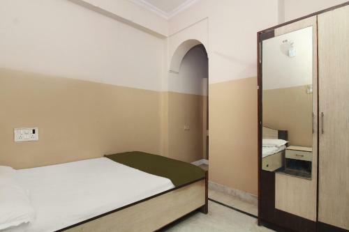Spot On 37669 Hotel Shiva Sai Lodge