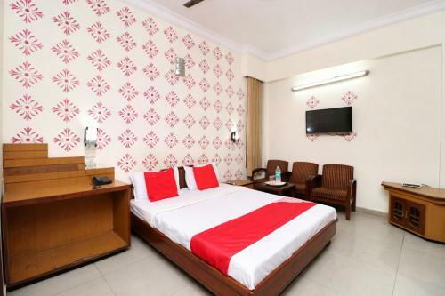 Oyo 8623 Hotel Destination