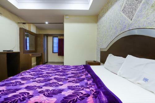 Spot On 49255 Hotel New Simran Palace