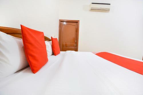 Oyo 68291 Hotel Down Town