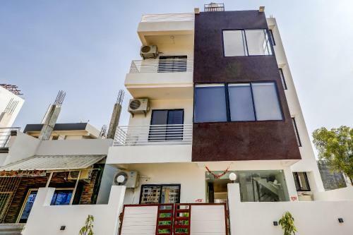 Hotel Oyo 65071 Sukh Palace