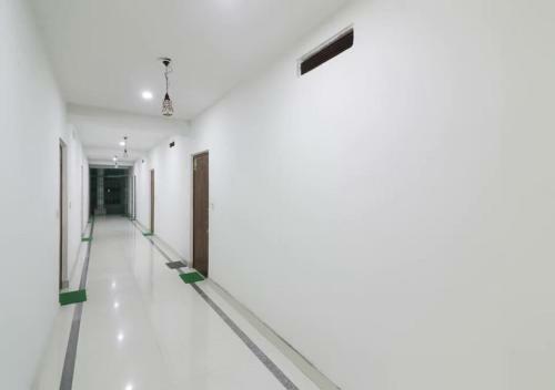Gharana Hotel And Resort