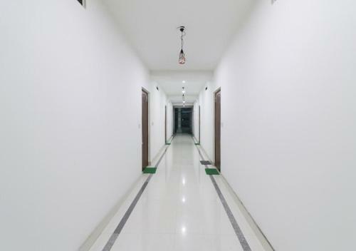 Gharana Hotel And Resort